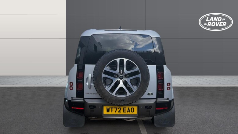 Land Rover Defender 3.0 D250 X-Dynamic SE 110 5dr Auto Diesel Estate